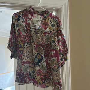 Umgee Red and Green Graphic 3/4 Sleeve Blouse